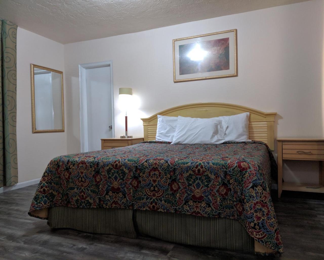 Travelers Inn - 克利尔沃特 外观 照片